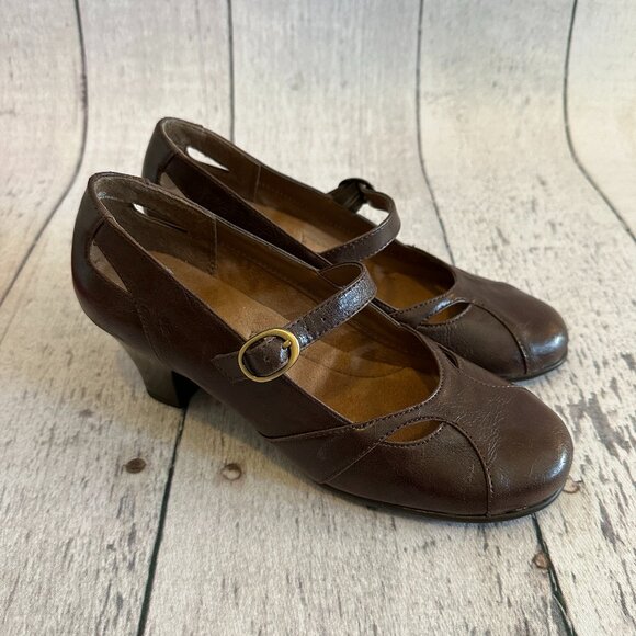 New in Box - Women's A2 by Aerosolos Marimba Dark Brown Combo Heels - Picture 1 of 10